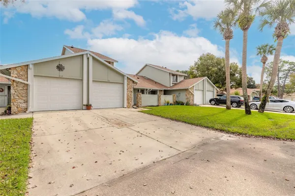 Property Slideshow image 3 of 43 | 221 surf scooter dr, Daytona Beach, FL, 32119