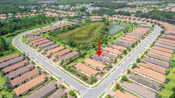 Property Slideshow image 3 of 43 | 8412 alberata vista dr, Tampa, FL, 33647