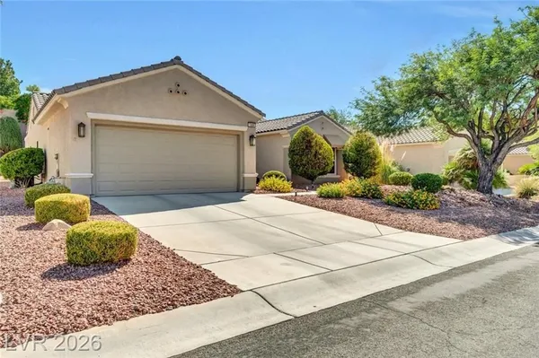 Property Slideshow image 2 of 33 | 1668 sebring hills dr, Henderson, NV, 89052