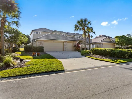 Property Slideshow image 2 of 66 | 13143 palmilla cir, Dade City, FL, 33525