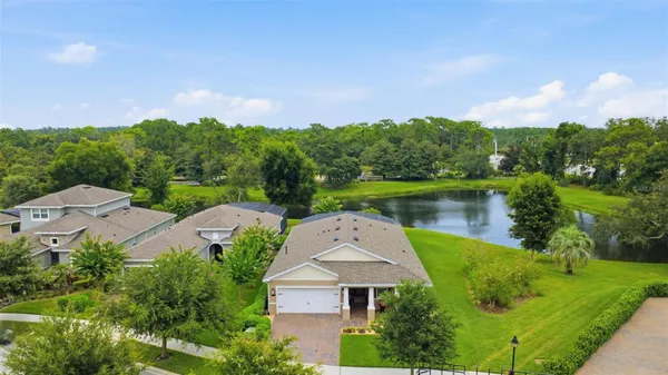 Property Slideshow image 3 of 38 | 253 old moss cir, Deland, FL, 32724