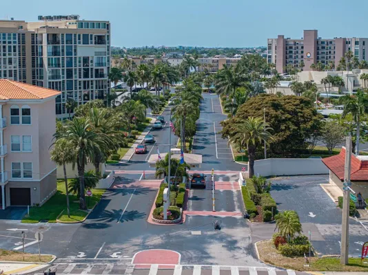 Property Slideshow image 3 of 42 | 7625 sun island dr s apt 101, South Pasadena, FL, 33707