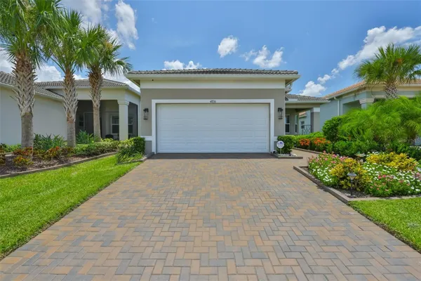 Property Slideshow image 3 of 40 | 4836 sevilla shores dr, Wimauma, FL, 33598