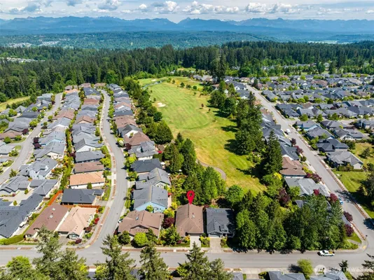 Property Slideshow image 3 of 38 | 12652 sun break way, Redmond, WA, 98053