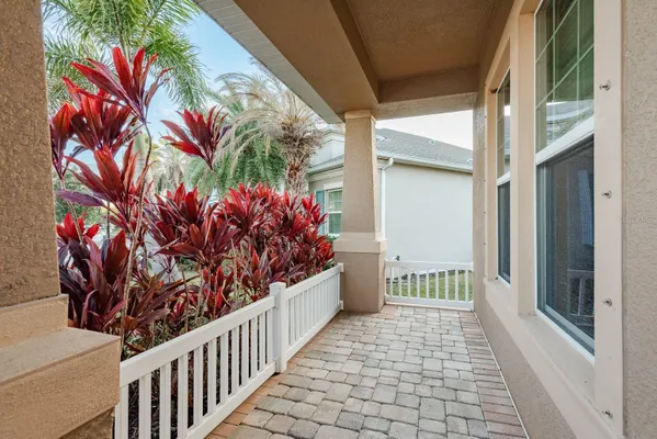 Property Slideshow image 3 of 43 | 5116 coastal scene dr, Apollo Beach, FL, 33572