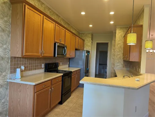 Property Slideshow image 2 of 32 | 2470 salzburg loop, Winter Haven, FL, 33884