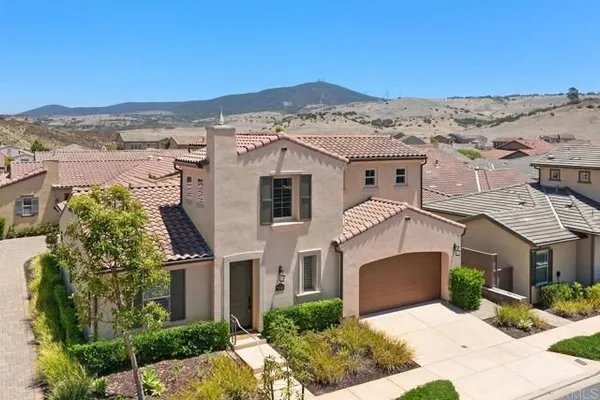 Property Slideshow image 3 of 56 | 7945 lusardi creek ln, Rancho Bernardo (San Diego), CA, 92127