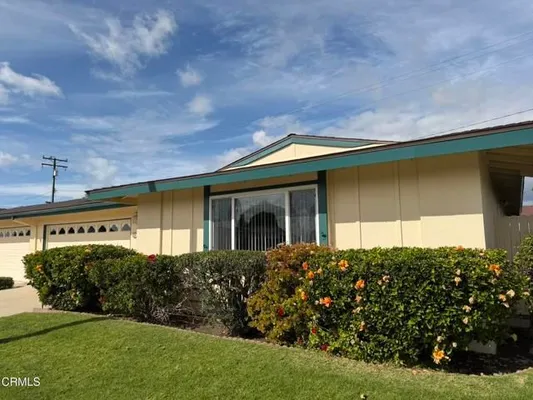 Property Slideshow image 2 of 29 | 257 e garden grn, Port Hueneme, CA, 93041