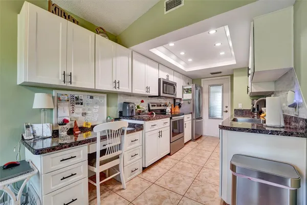Property Slideshow image 2 of 27 | 11530 san remo ct, Port Richey, FL, 34668