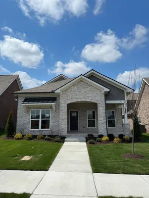 Property Slideshow image 3 of 42 | 6173 parkhaven blvd, Hermitage, TN, 37076