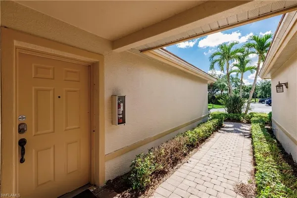 Property Slideshow image 3 of 50 | 3131 meandering way 202, Fort Myers, FL, 33905