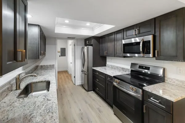 Property Slideshow image 2 of 33 | 7579 sw 108th pl, Ocala, FL, 34476