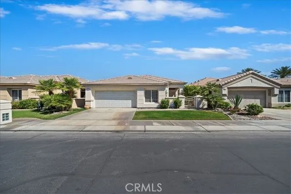 Property Slideshow image 3 of 46 | 80190 royal birkdale dr, Indio, CA, 92201