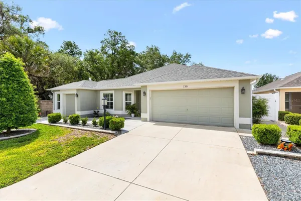 Property Slideshow image 2 of 33 | 7351 se 169th cote loop, The Villages, FL, 32162