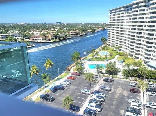 Property Slideshow image 2 of 44 | 3233 ne 34th st apt 1102, Fort Lauderdale, FL, 33308