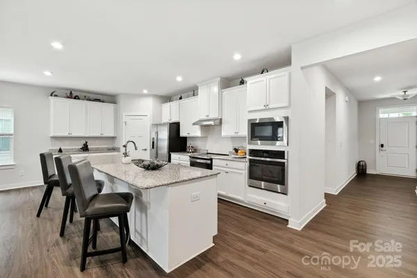 Property Slideshow image 3 of 32 | 5112 larewood dr, Charlotte, NC, 28215