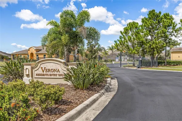 Property Slideshow image 2 of 52 | 1803 pacific dunes dr, Sun City Center, FL, 33573