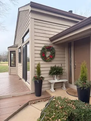 Property Slideshow image 3 of 4 | 494 shoreline rd # 670, Lake Barrington, IL, 60010