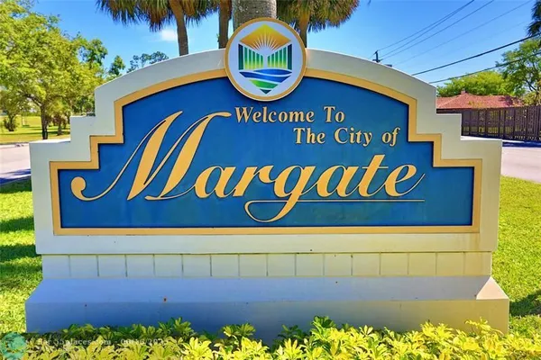 Property Slideshow image 3 of 30 | 6700 royal palm blvd apt 309, Margate, FL, 33063