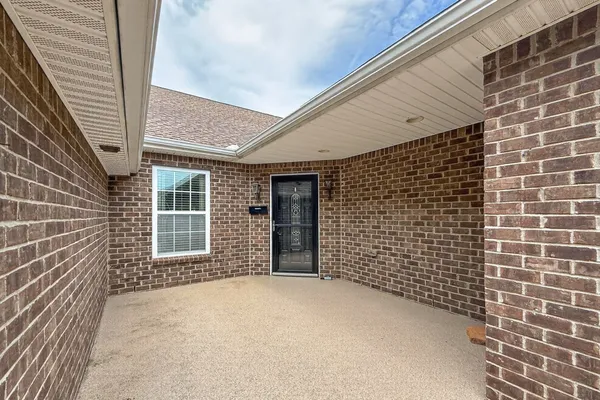 Property Slideshow image 3 of 28 | 161 plymouth dr, Lebanon, TN, 37087