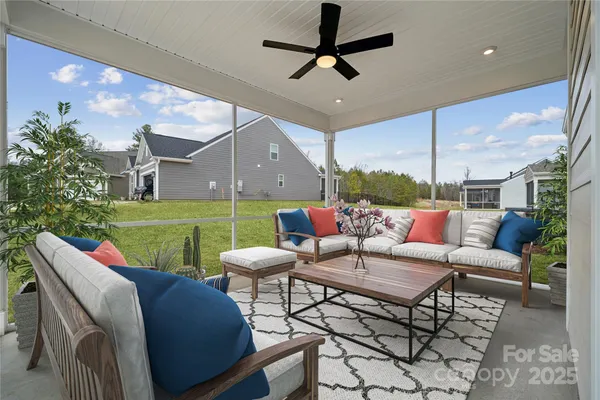 Property Slideshow image 3 of 32 | 1076 arundle rd, Sherrills Ford, NC, 28673