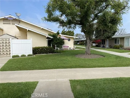 Property Slideshow image 3 of 13 | 1361 weeburn rd, Seal Beach, CA, 90740