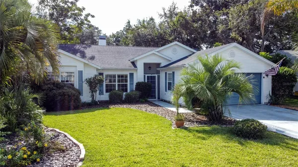 Property Slideshow image 3 of 43 | 4614 river ridge dr, Leesburg, FL, 34748