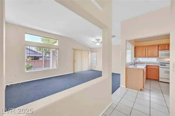 Property Slideshow image 3 of 25 | 2106 eagle watch dr, Henderson, NV, 89012