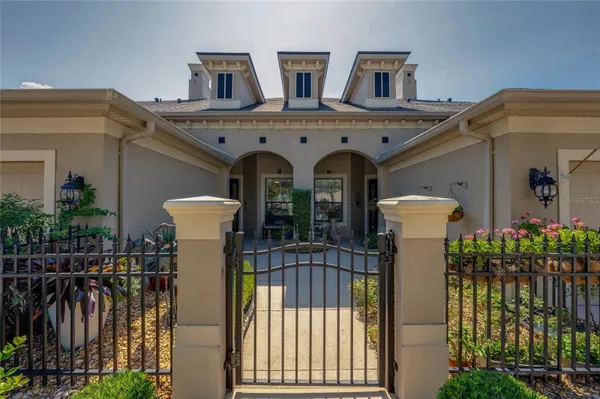 Property Slideshow image 2 of 74 | 735 cobblestone dr, Ormond Beach, FL, 32174