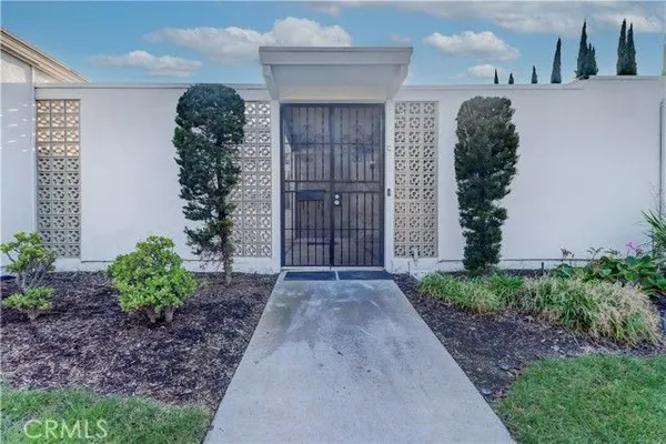 Property Slideshow image 2 of 37 | 319 avenida carmel c, Laguna Woods, CA, 92637