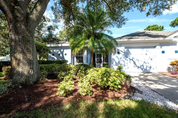 Property Slideshow image 2 of 21 | 1775 country club blvd, Mount Dora, FL, 32757