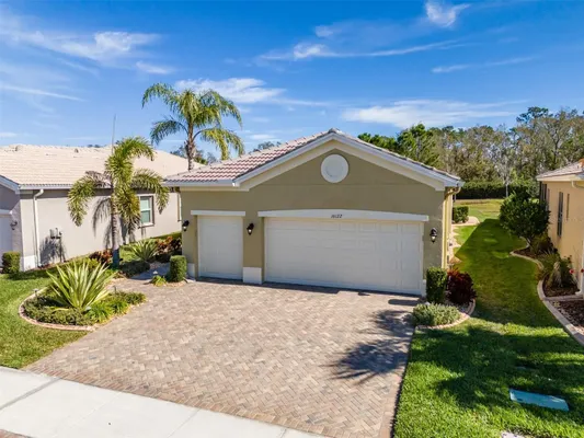 Property Slideshow image 2 of 98 | 16122 cedar key dr drive, Wimauma, FL, 33598