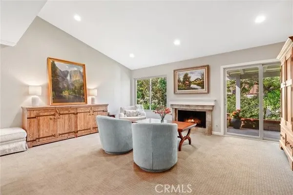 Property Slideshow image 3 of 42 | 27858 via sarasate, Mission Viejo, CA, 92692