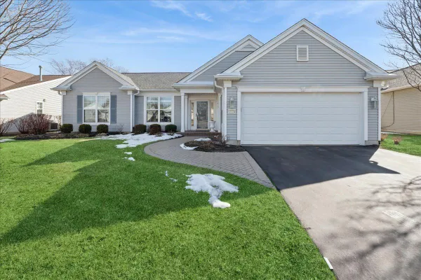 Property Slideshow image 2 of 22 | 12224 arlington dr, Huntley, IL, 60142
