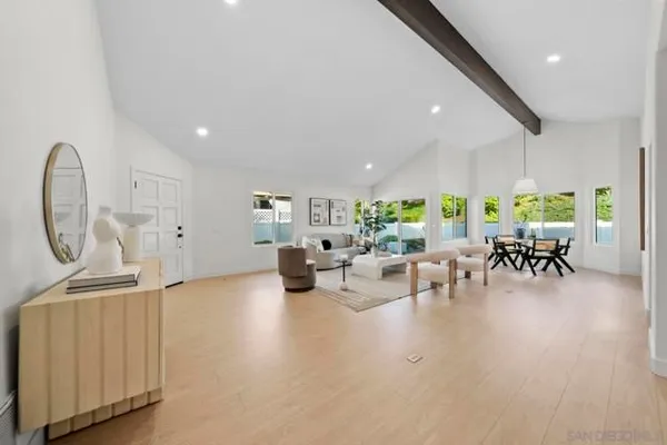 Property Slideshow image 3 of 35 | 4710 cordoba way, Oceanside, CA, 92056