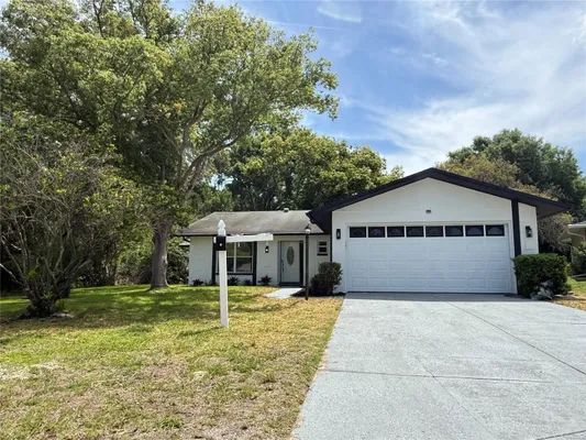 Property Slideshow image 2 of 58 | 10501 hardwood ct, Port Richey, FL, 34668