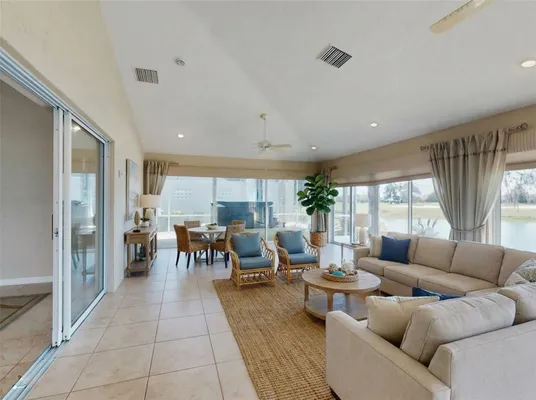 Property Slideshow image 3 of 27 | 1988 dove hollow run, The Villages, FL, 32162