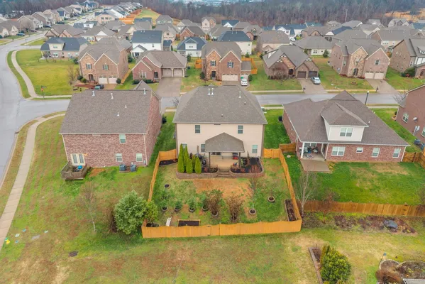 Property Slideshow image 2 of 58 | 1102 marys pl, Lebanon, TN, 37090