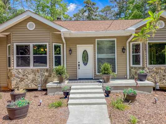 Property Slideshow image 3 of 71 | 621 heritage cove cv, Mccormick, SC, 29835