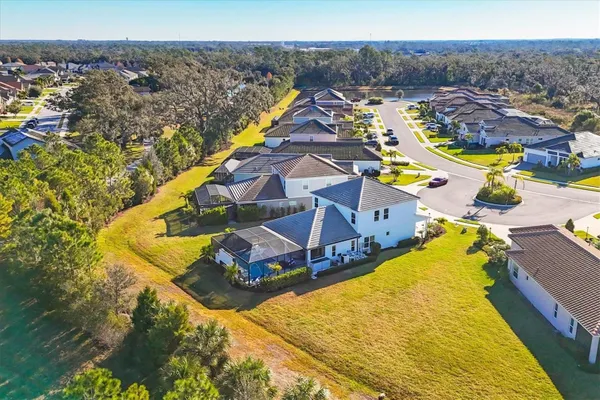 Property Slideshow image 2 of 100 | 12923 seasong ter, Bradenton, FL, 34211