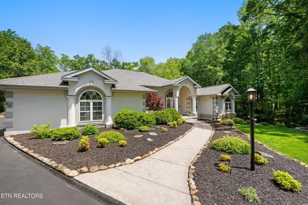 Property Slideshow image 2 of 56 | 26 bent oak ln, Crossville, TN, 38558