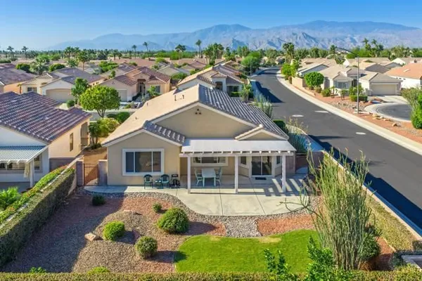 Property Slideshow image 3 of 45 | 78208 silverleaf ct, Palm Desert, CA, 92211