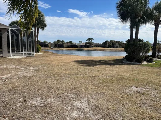 Property Slideshow image 3 of 28 | 405 grand chateaux way, Sun City Center, FL, 33573