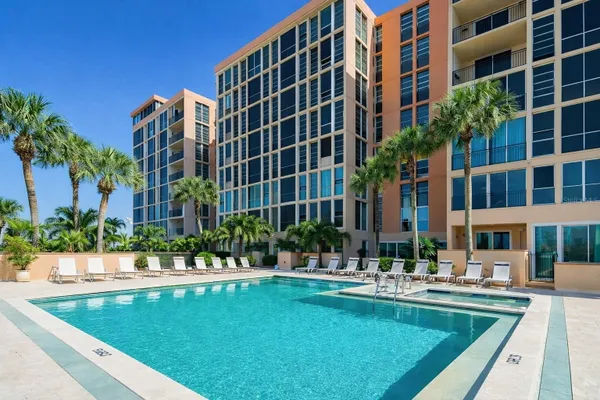 Property Slideshow image 2 of 92 | 7400 sun island dr 103, South Pasadena, FL, 33707
