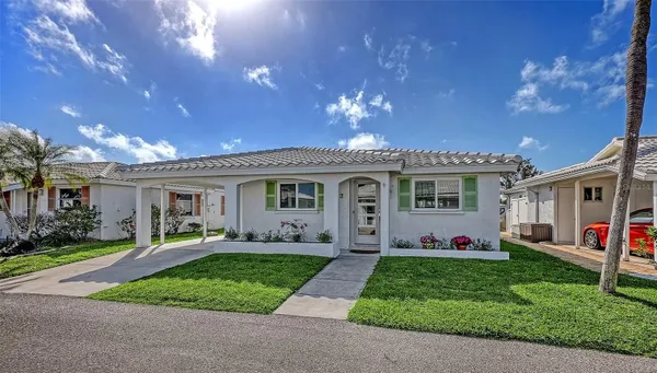 Property Slideshow image 2 of 69 | 900 spanish dr, Longboat Key, FL, 34228