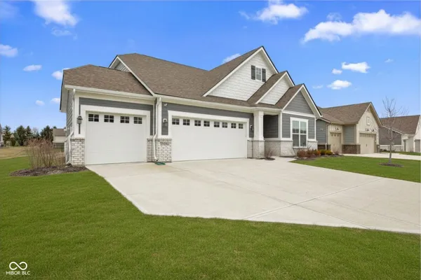 Property Slideshow image 2 of 26 | 11406 wicker ln, Noblesville, IN, 46060