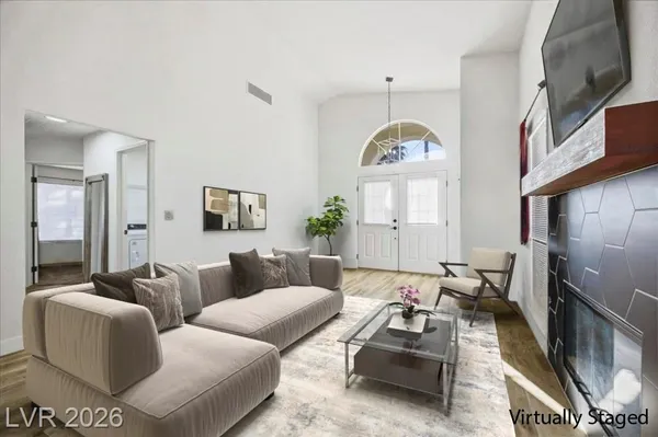 Property Slideshow image 2 of 22 | 4932 signal dr, Las Vegas, NV, 89130