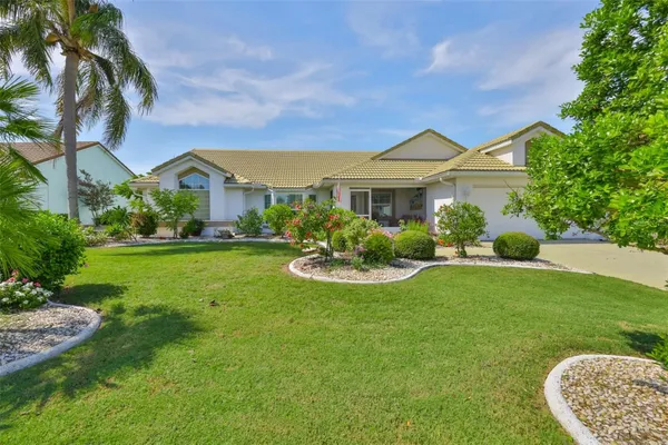 Property Slideshow image 2 of 51 | 2249 new bedford dr, Sun City Center, FL, 33573