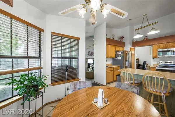 Property Slideshow image 3 of 35 | 5621 lost tree cir, Las Vegas, NV, 89130