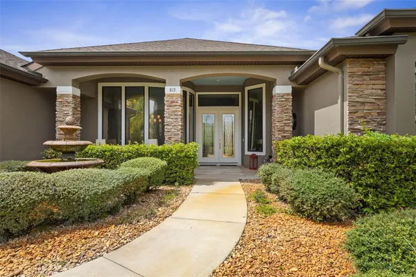 Property Slideshow image 2 of 100 | 815 westlake dr, Ormond Beach, FL, 32174